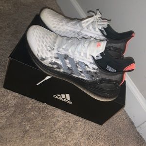 NIB Adidas Ultraboost